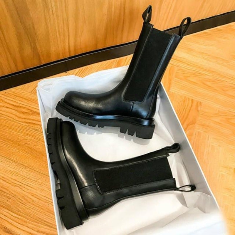 Valenzora | Designer Chelsea Boots