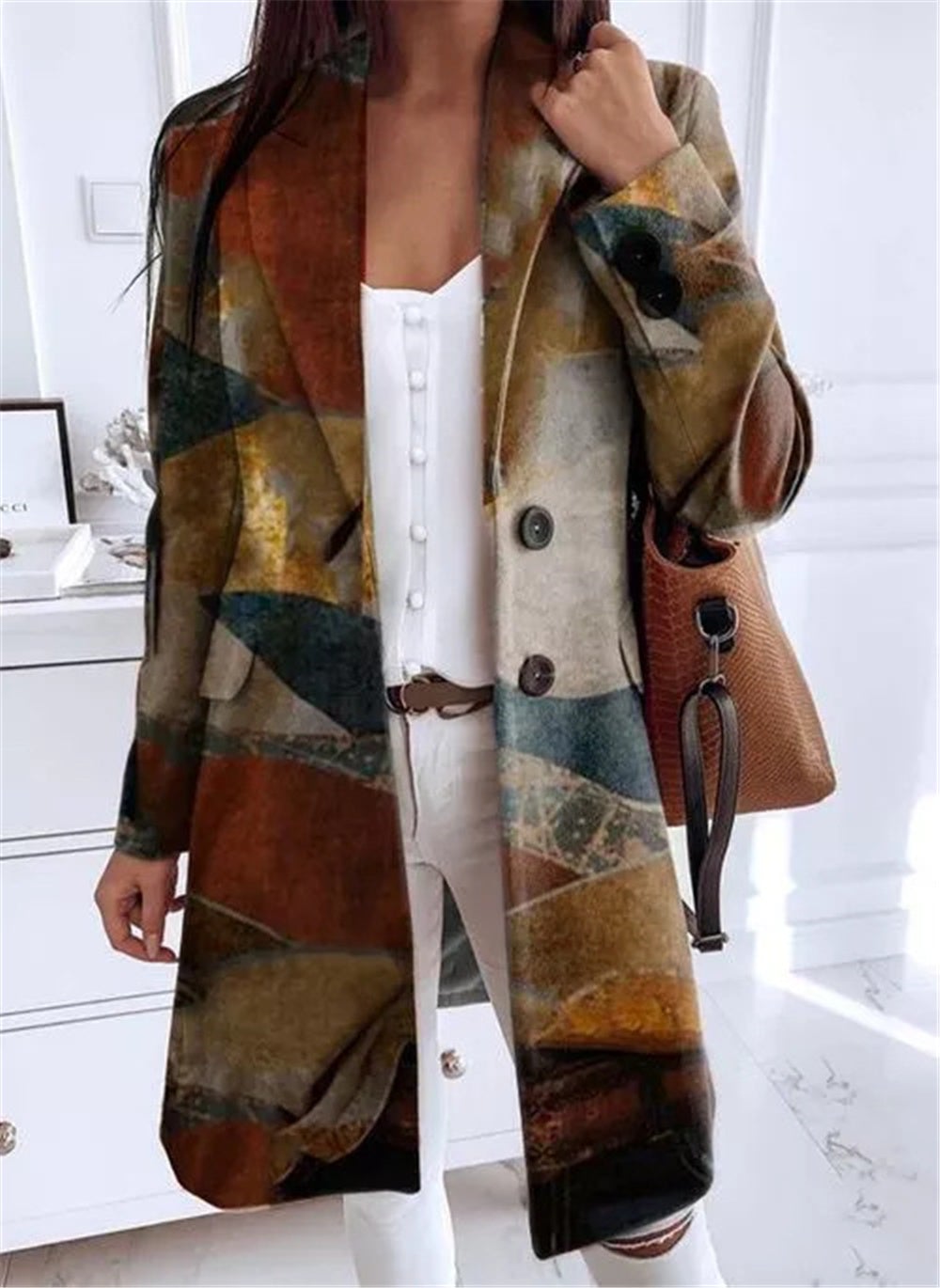 Valenzora | Subtle, classic winter coat