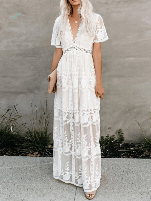 Valenzora | Maxikleid aus Netzspitze mit V-Ausschnitt, Sommer