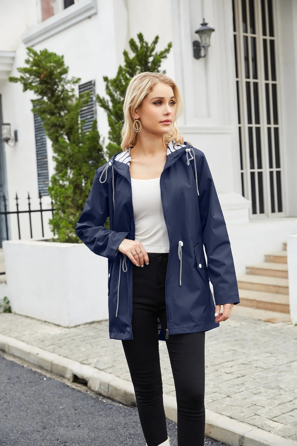 Elegant rain jacket