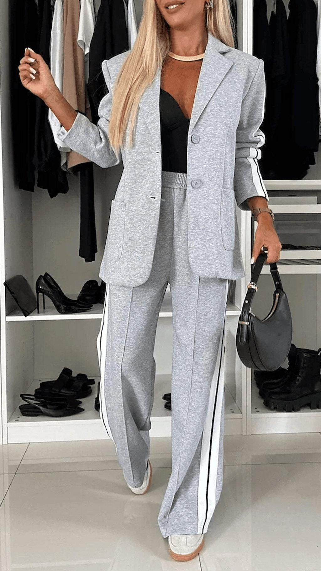 Valenzora | Stylish women's two-piece jogging suit set