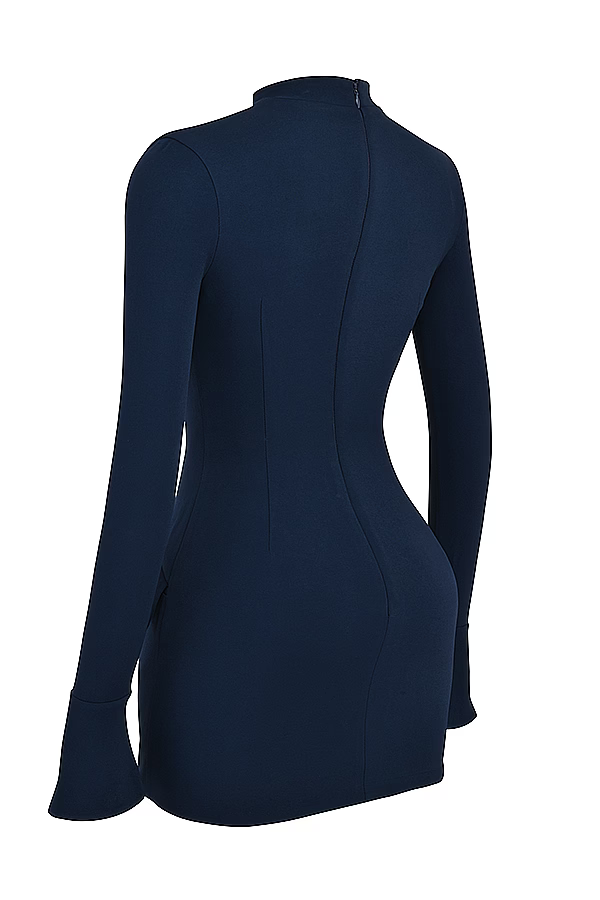 Valenzora | Enganliegendes Minikleid mit Taschen aus Strick