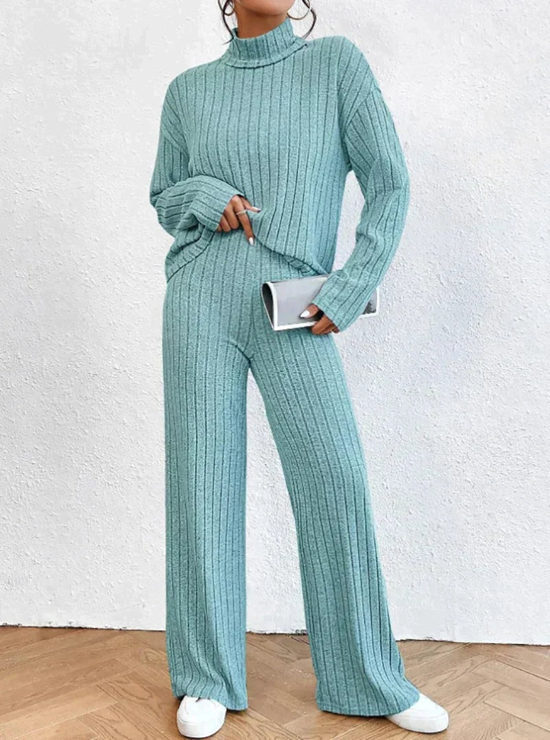 Knitted sweater and pants set