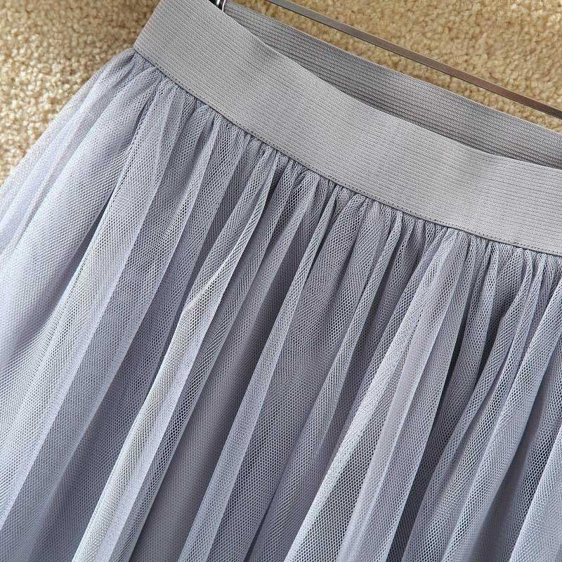 Valenzora | Stylish pleated tulle skirt