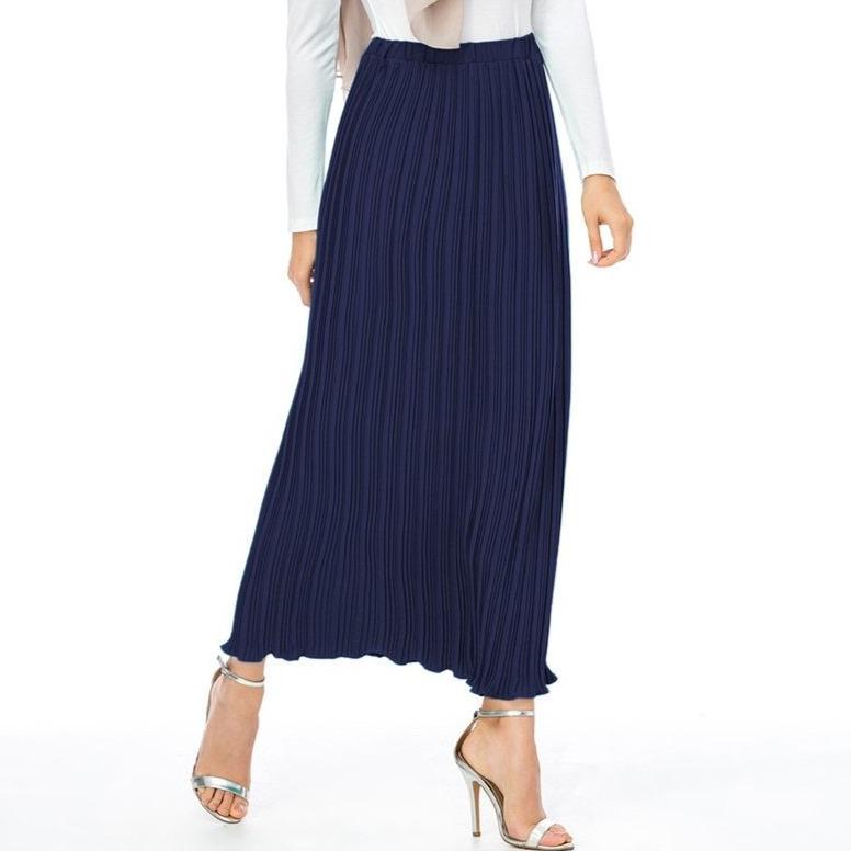 pleated maxi skirt