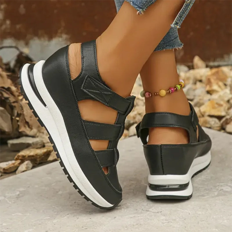 Valenzora | Closed Toe Sandals