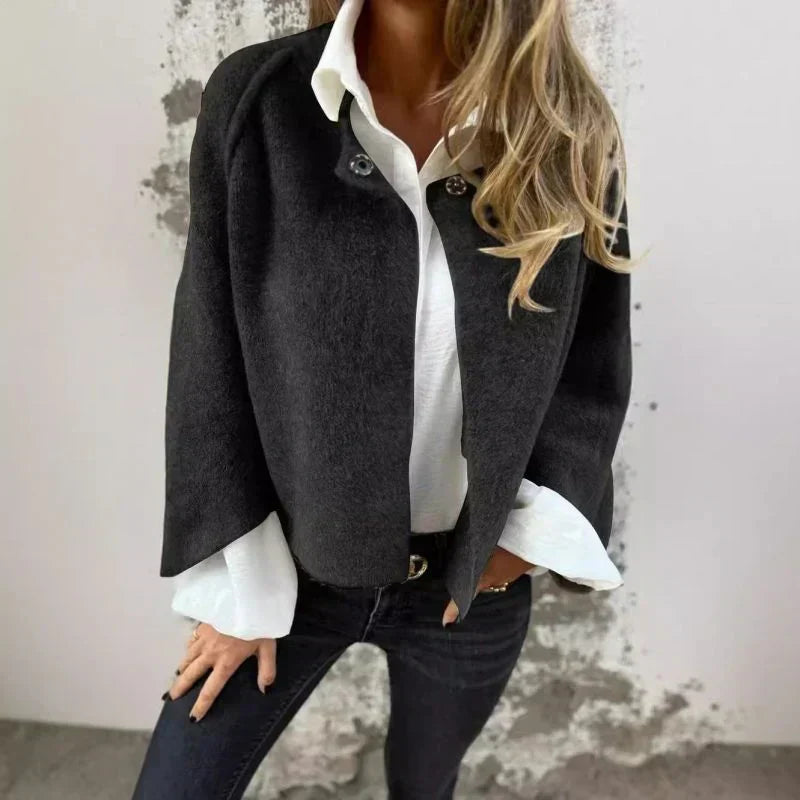 Valenzora | Kuschelige kurze Jacke für Damen