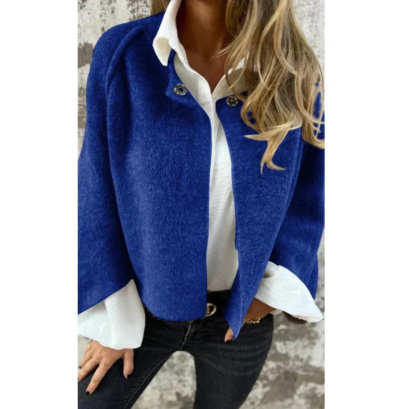– Stylish mid-length jacket