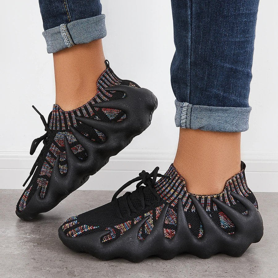 Strana – Einzigartige, stilvolle Sneaker