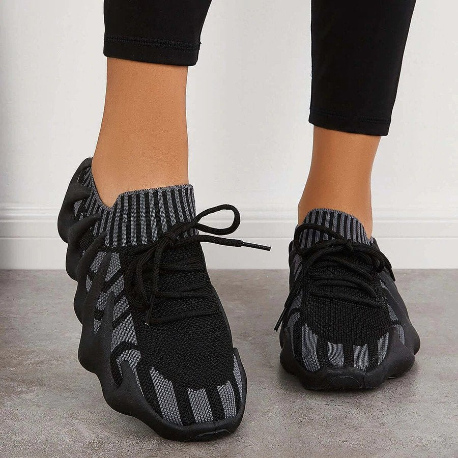 Strana – Einzigartige, stilvolle Sneaker