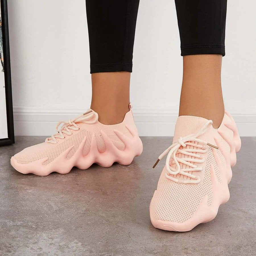 Strana – Einzigartige, stilvolle Sneaker