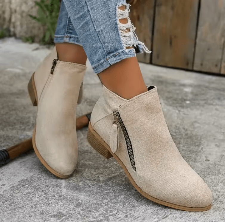 Valenzora | Classic ankle boots with block heel, women's shoes