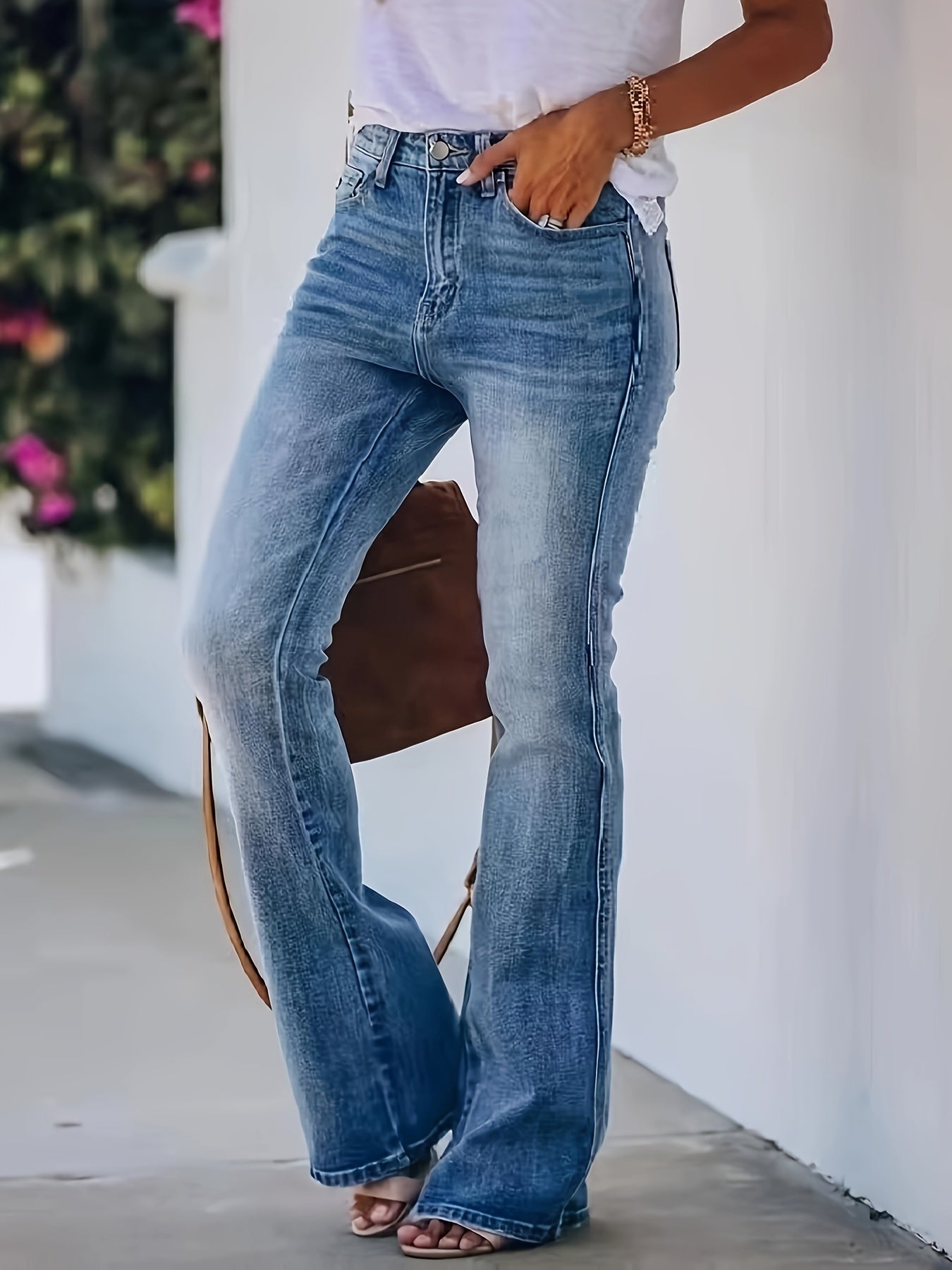 Valenzora | High-Waist Schlagjeans für einen trendigen Look