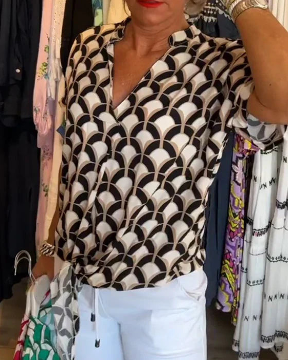 Stella | Casual printed top with V-neck