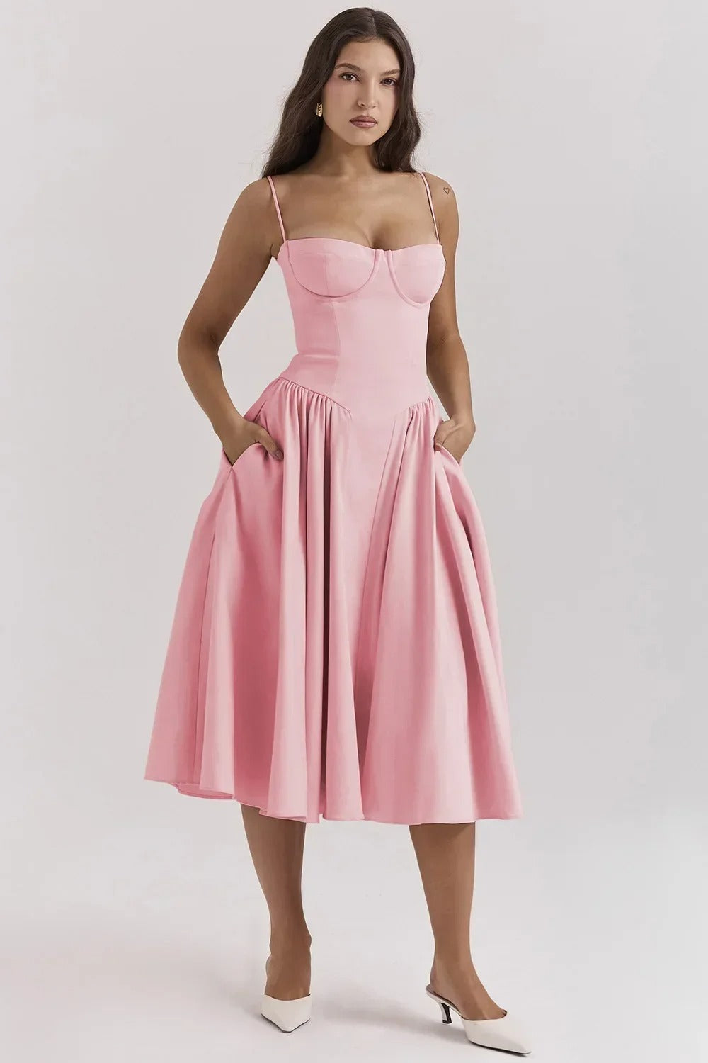 Valenzora | Elegant sleeveless dress