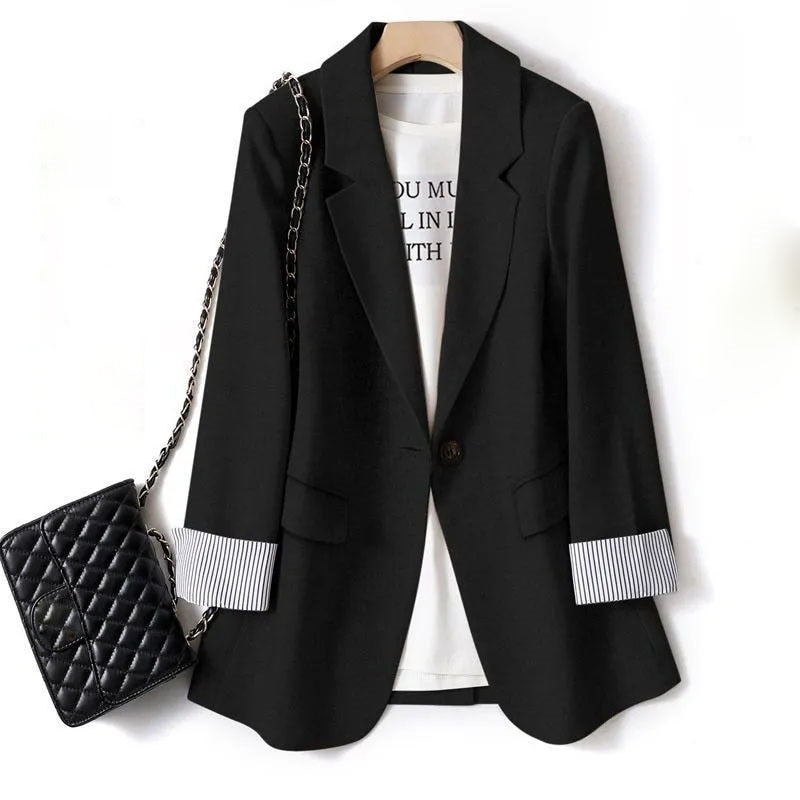 Valenzora | Elegant Blazer Design