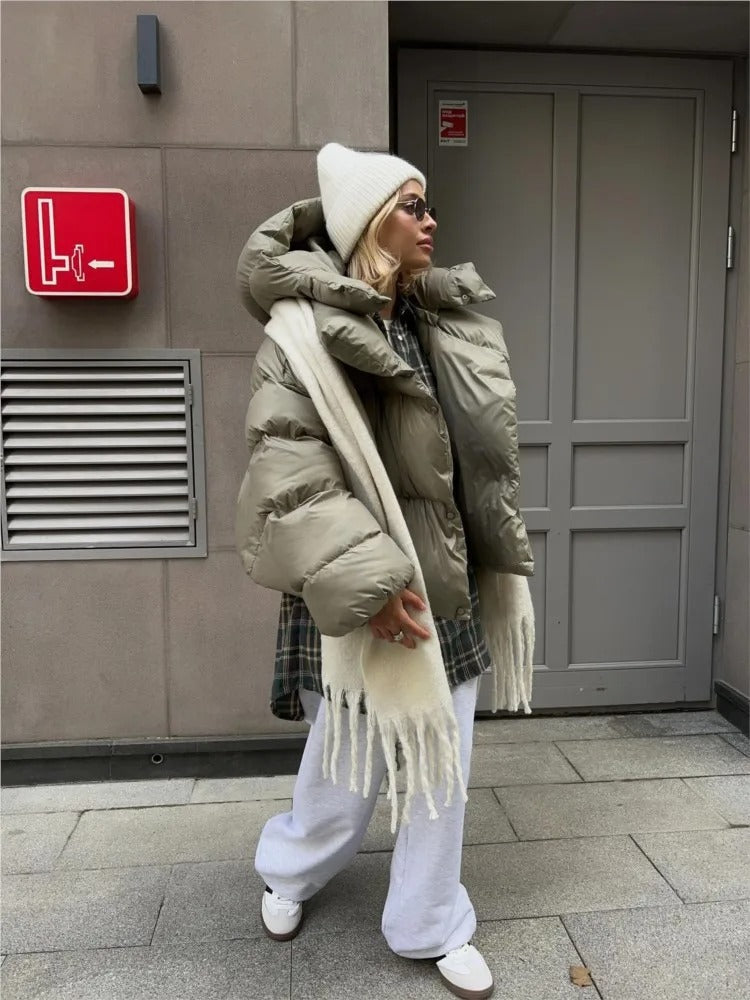 Valenzora | Trendige kurze Damenjacke mit Kapuze und wattiertem Baumwollfutter