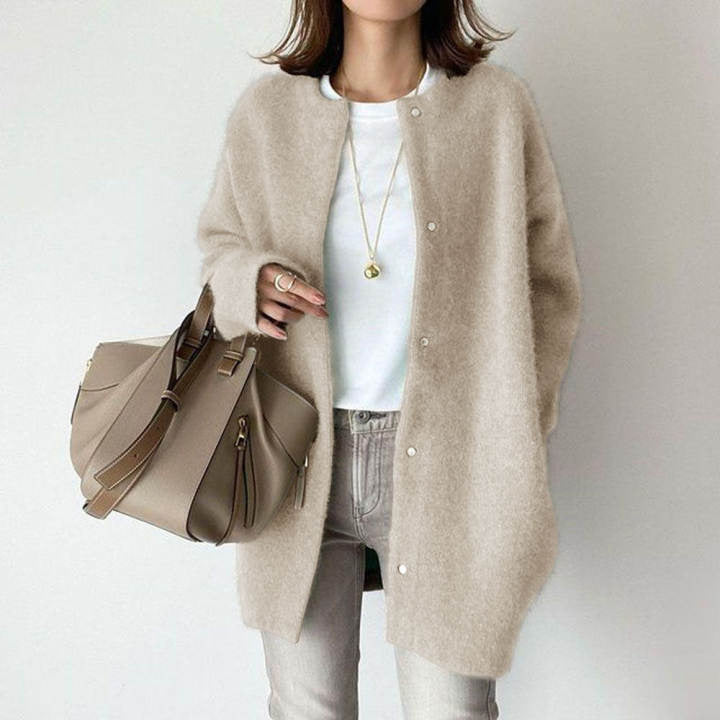 eine modische Jacke