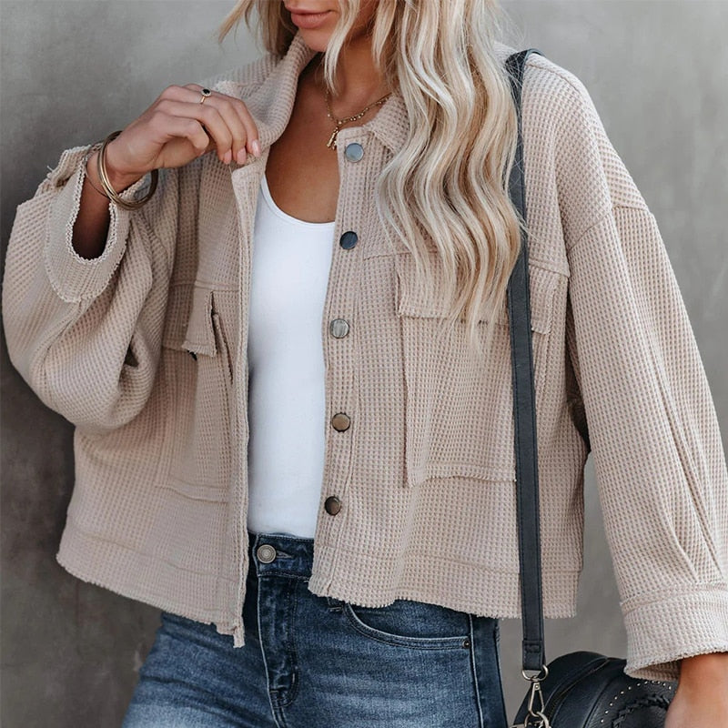 Valenzora | Short, comfortable and fashionable women's jacket