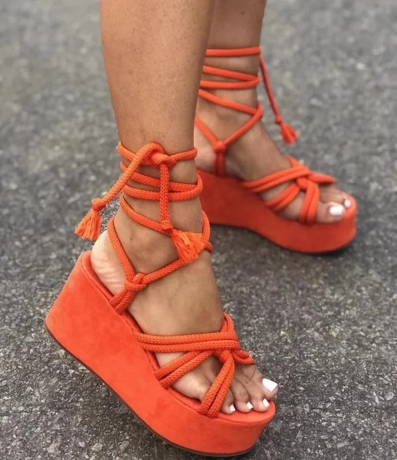 Valenzora | Elegante Keilsandalen