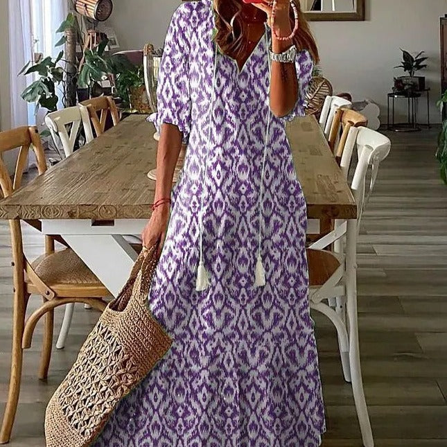 Valenzora | Maxikleid mit halben Ärmeln und V-Ausschnitt mit Blumenmuster