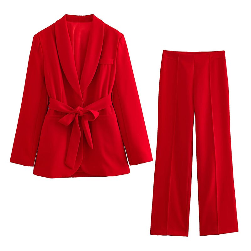 Valenzora | Eleganter Blazer mit Gürtel und passender Hose