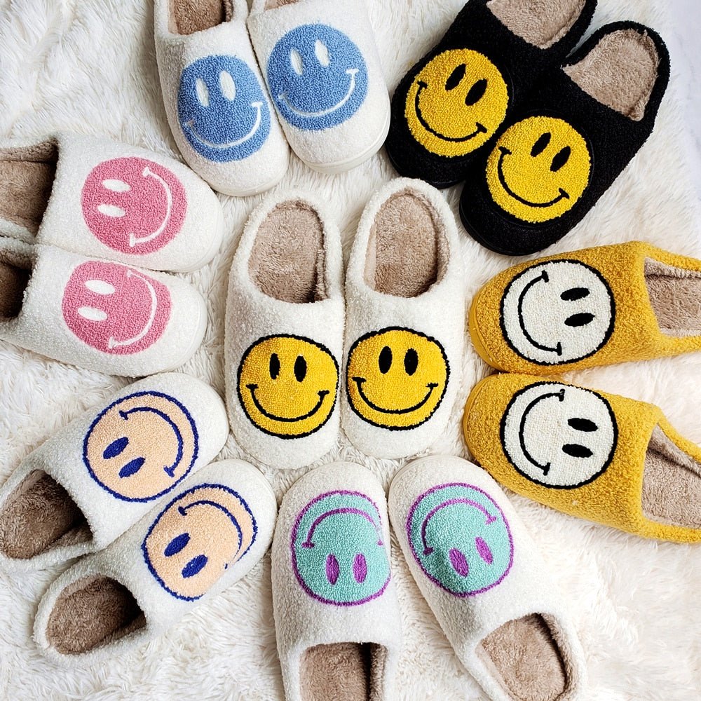 Valenzora | with smiley face - comfortable women's slippers made of soft material