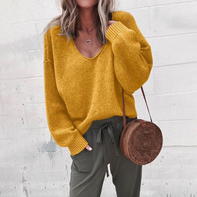 Loose V-neck knit top pullover