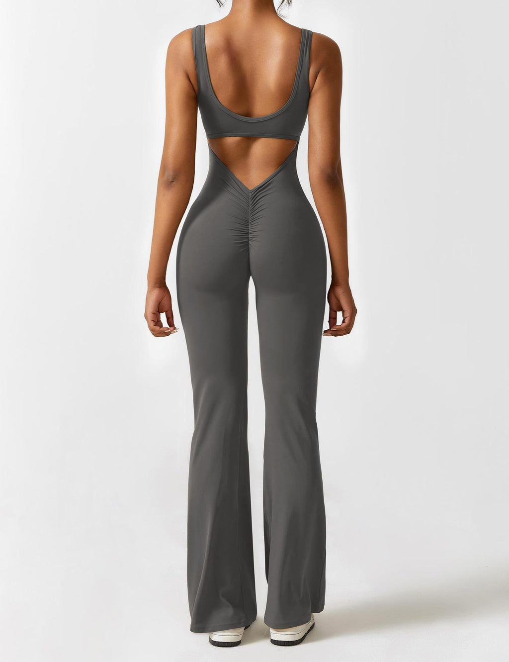 Valenzora | V-back flared jumpsuit