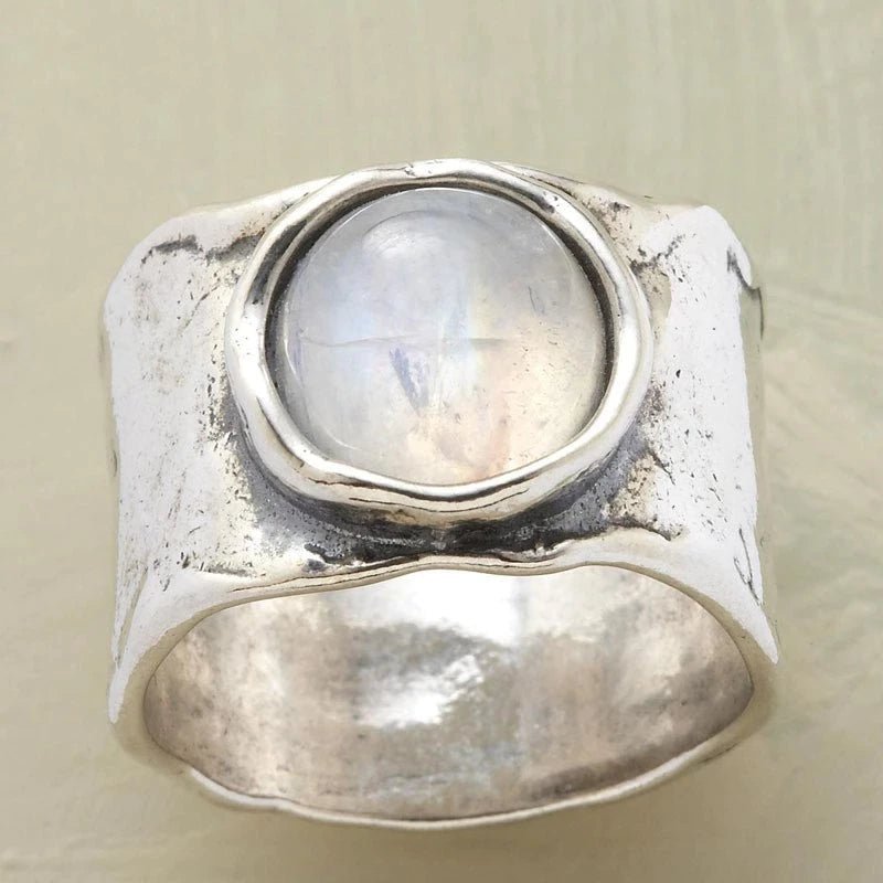Valenzora | Ring mit schimmerndem Mondstein